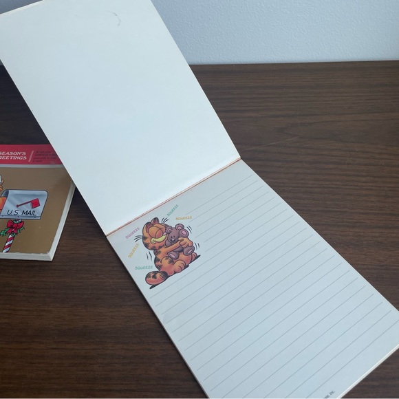 Garfield Postcard Book & Note Pad - Picture 8 of 9